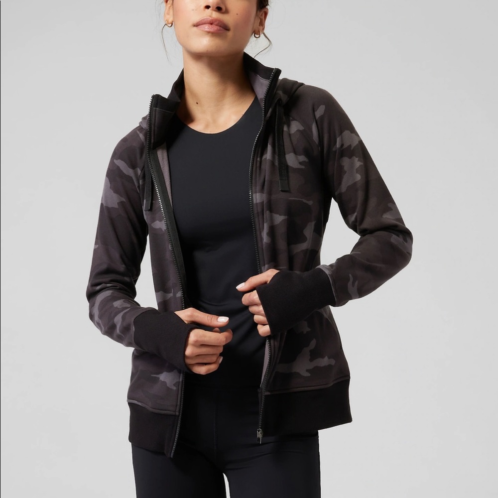 Athleta Triumph Hoodie, Camo, Small